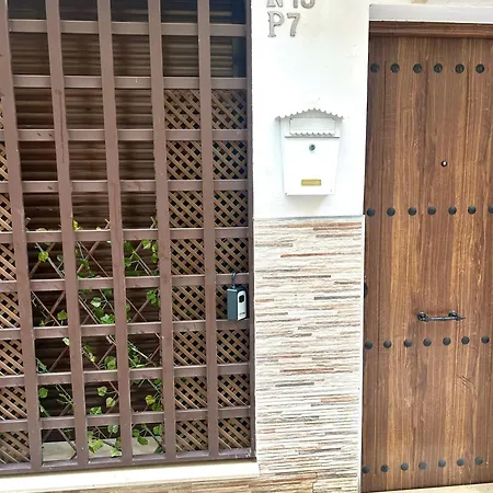 Paradise 아파트 *