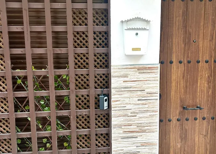 Paradise 아파트 *